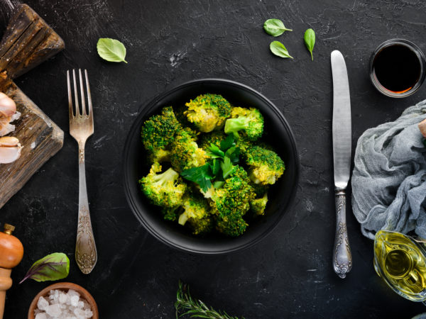 Broccoli With Soy-Lemon Dressing | Recipes | Dr. Weil&#039;s Healthy Kitchen