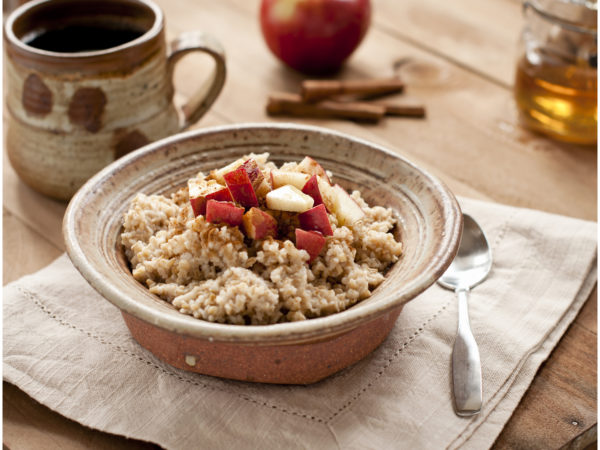 Oatmeal With Apples - Vitamin B1 for Energy
