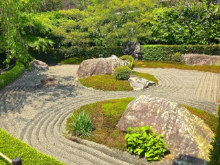 8 Kamigamojinja Shinto Shrine