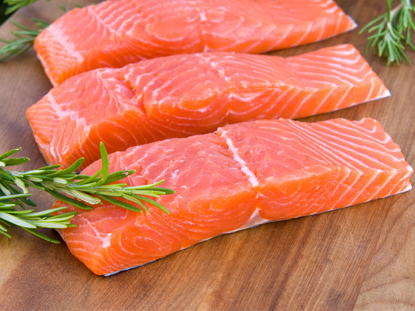 is salmon bad for weight loss