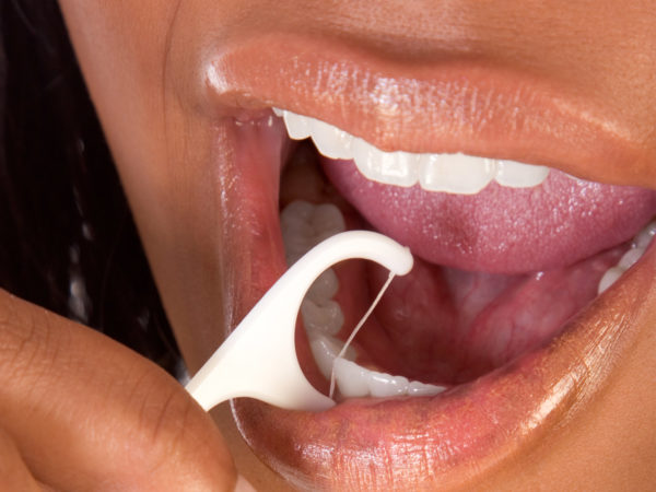 oral health flossing