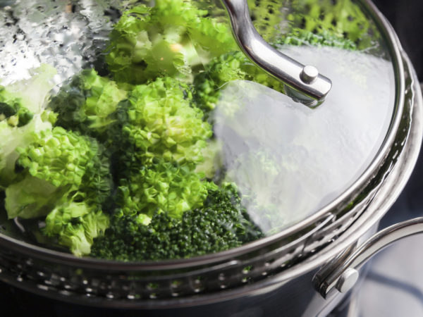 Is Steaming or Boiling Better? | Andrew Weil, M.D.