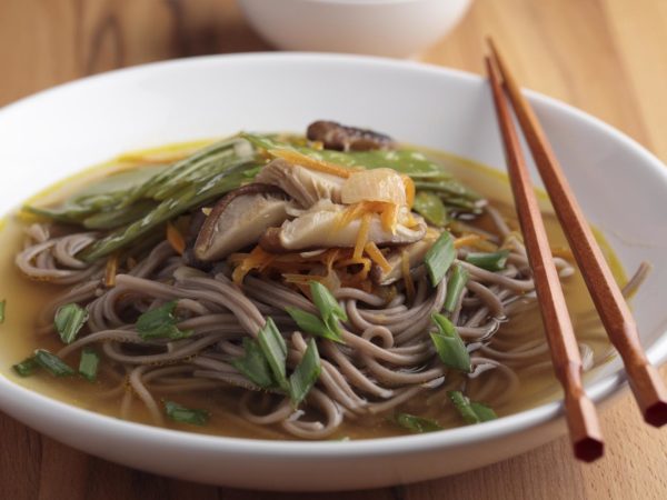 Japanese shiitake, soba, and green bean soup