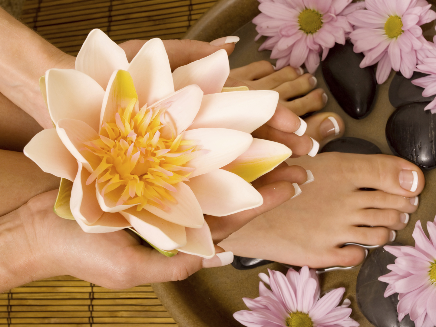 Footcare and handcare at the spa