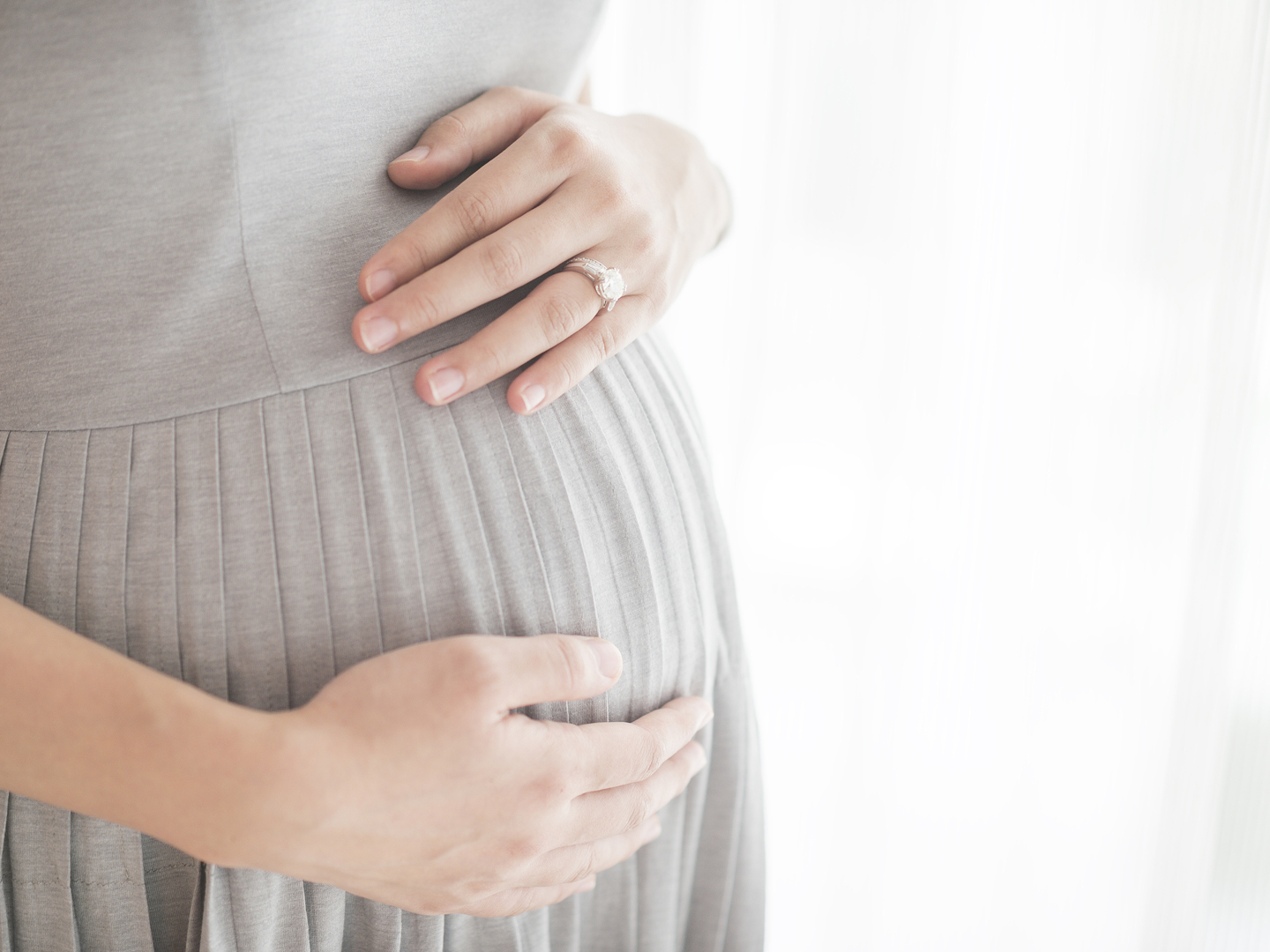 Closeup photo of pregnant woman