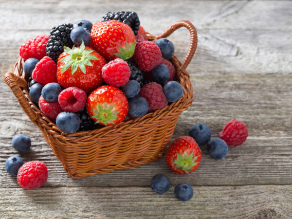 in the news: berries fight cancer