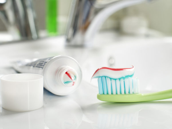 Toothbrush | Fluoride | Supplements &amp; Remedies | Andrew Weil, M.D.