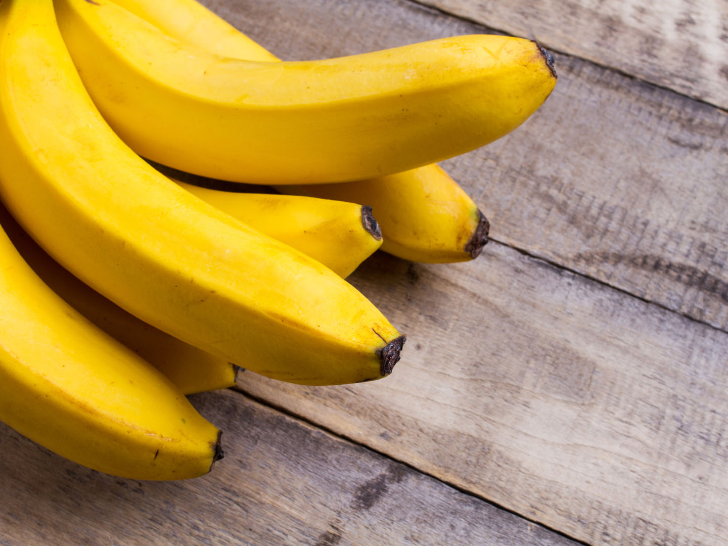 bananas on wooden background