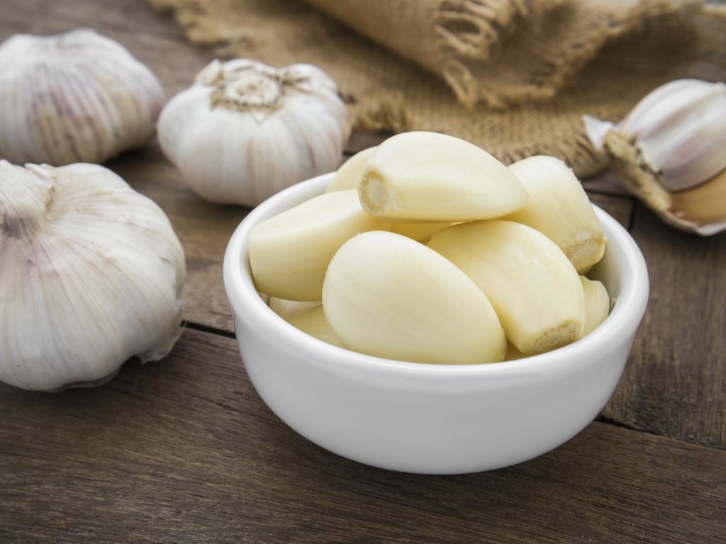 4 Ways Garlic Can Help Keep You Healthy