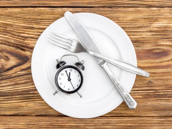 Should You Fast? 5 Reasons to Consider It