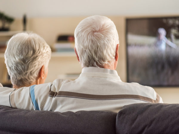 Too Much TV? | Aging Gracefully | Andrew Weil, M.D.