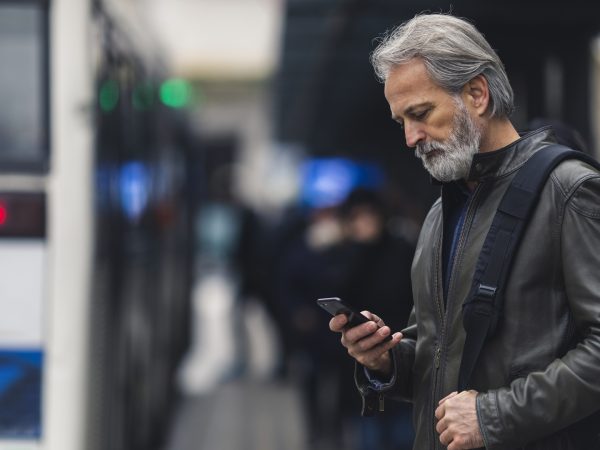 Smartphone Use &amp; Posture | Weekly Bulletins | Andrew Weil, M.D.