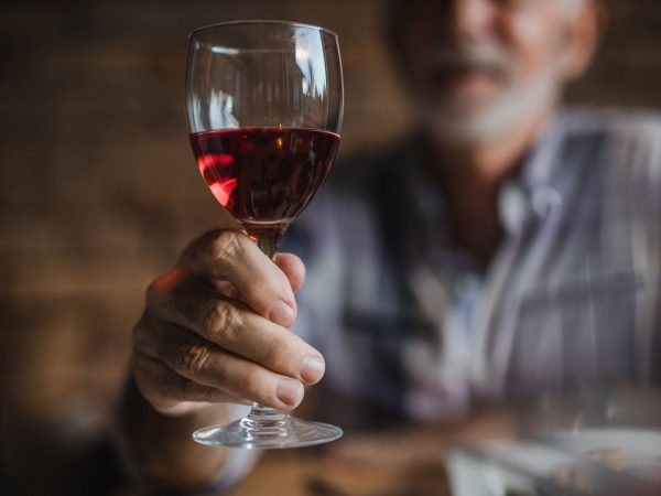 Alcohol &amp; Heart Health | Weekly Bulletins | Andrew Weil, M.D.