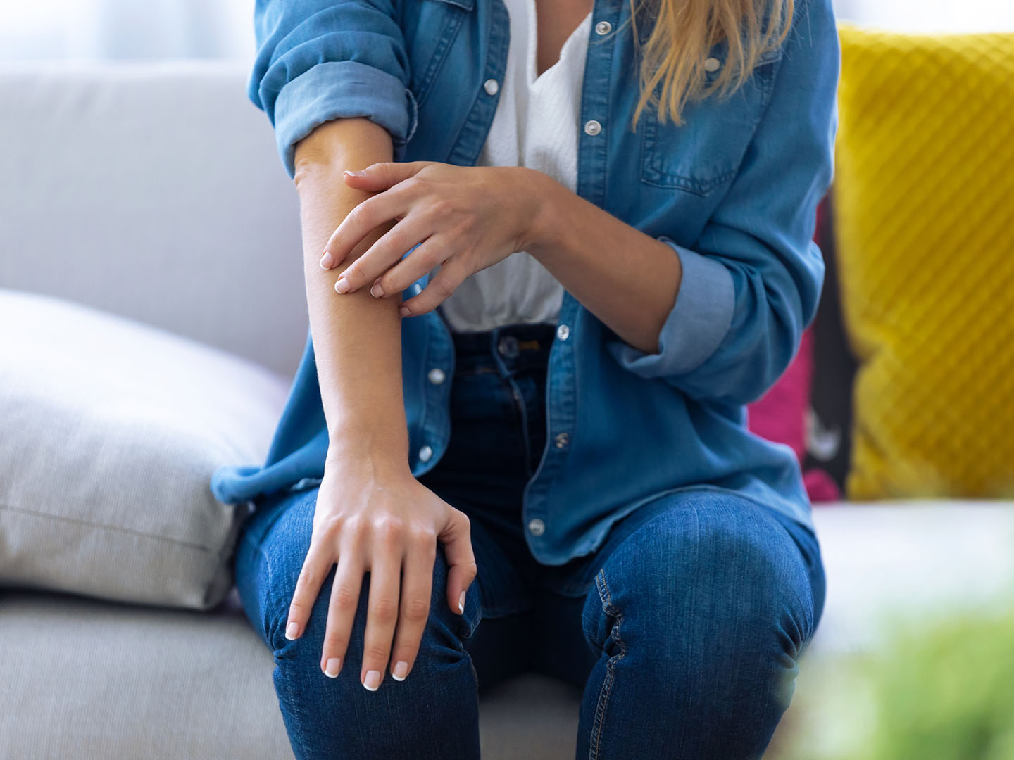 Can’t Stop Itching? | Weekly Bulletins | Andrew Weil, M.D.