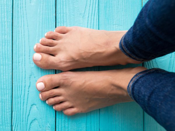 Are Detox Foot Pads Effective? | Wellness Therapies | Andrew Weil, M.D.