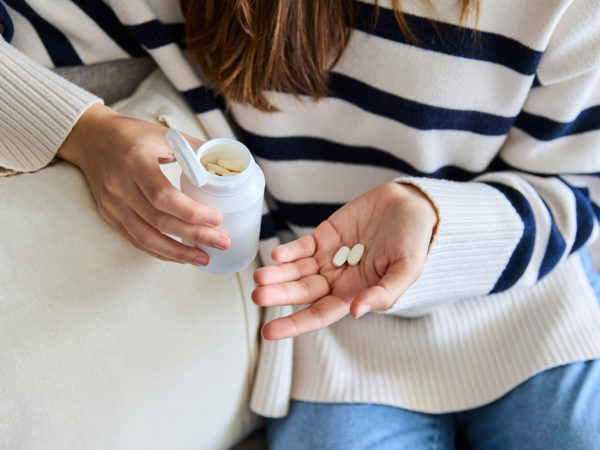 Could Common Pain Relievers Drive Antibiotic Resistance?